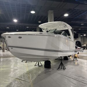 2026 Four Winns H9 / Twin 300HP Mercury Outboards