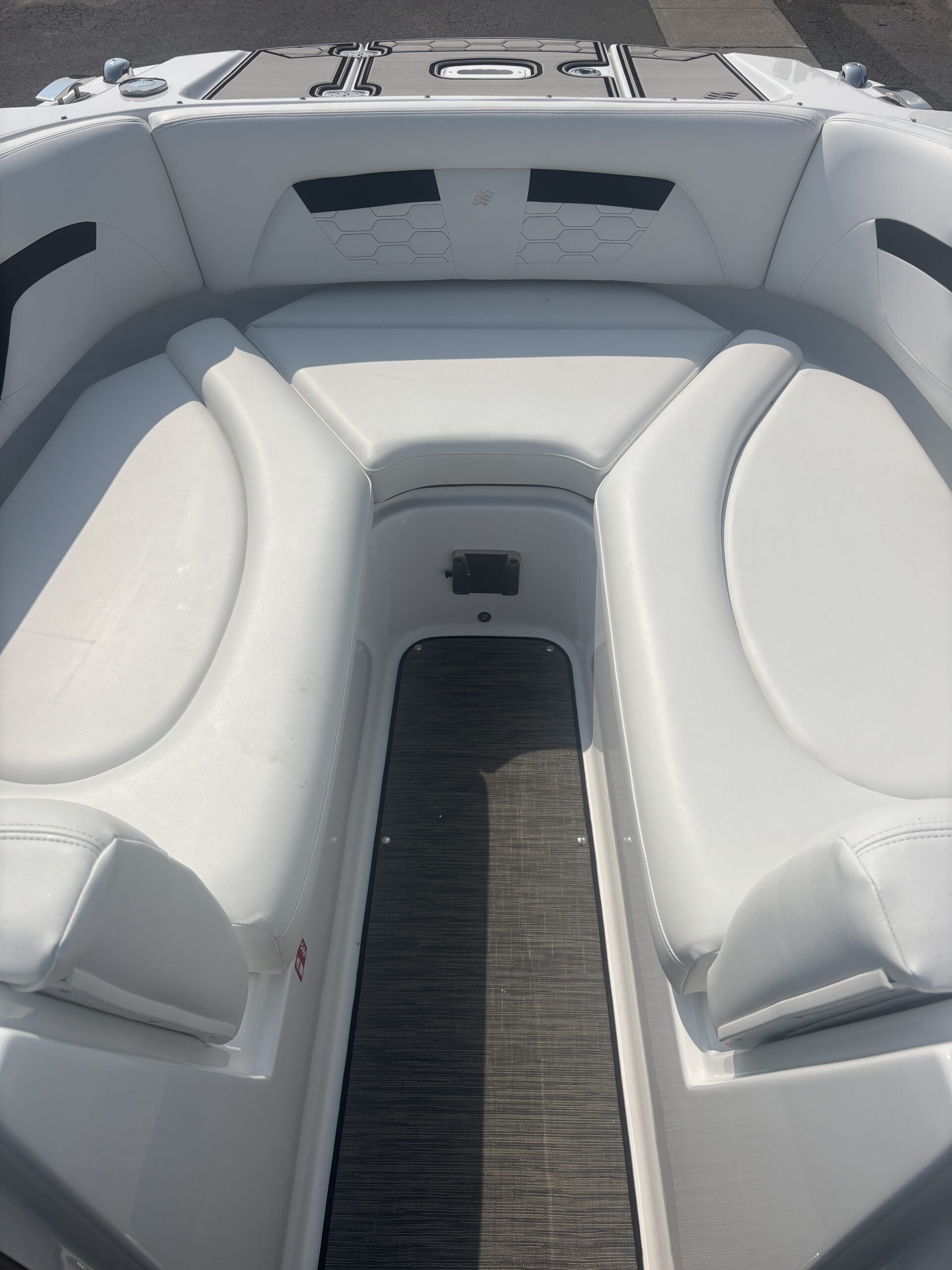 2026 Four Winns HD5 - Image 4