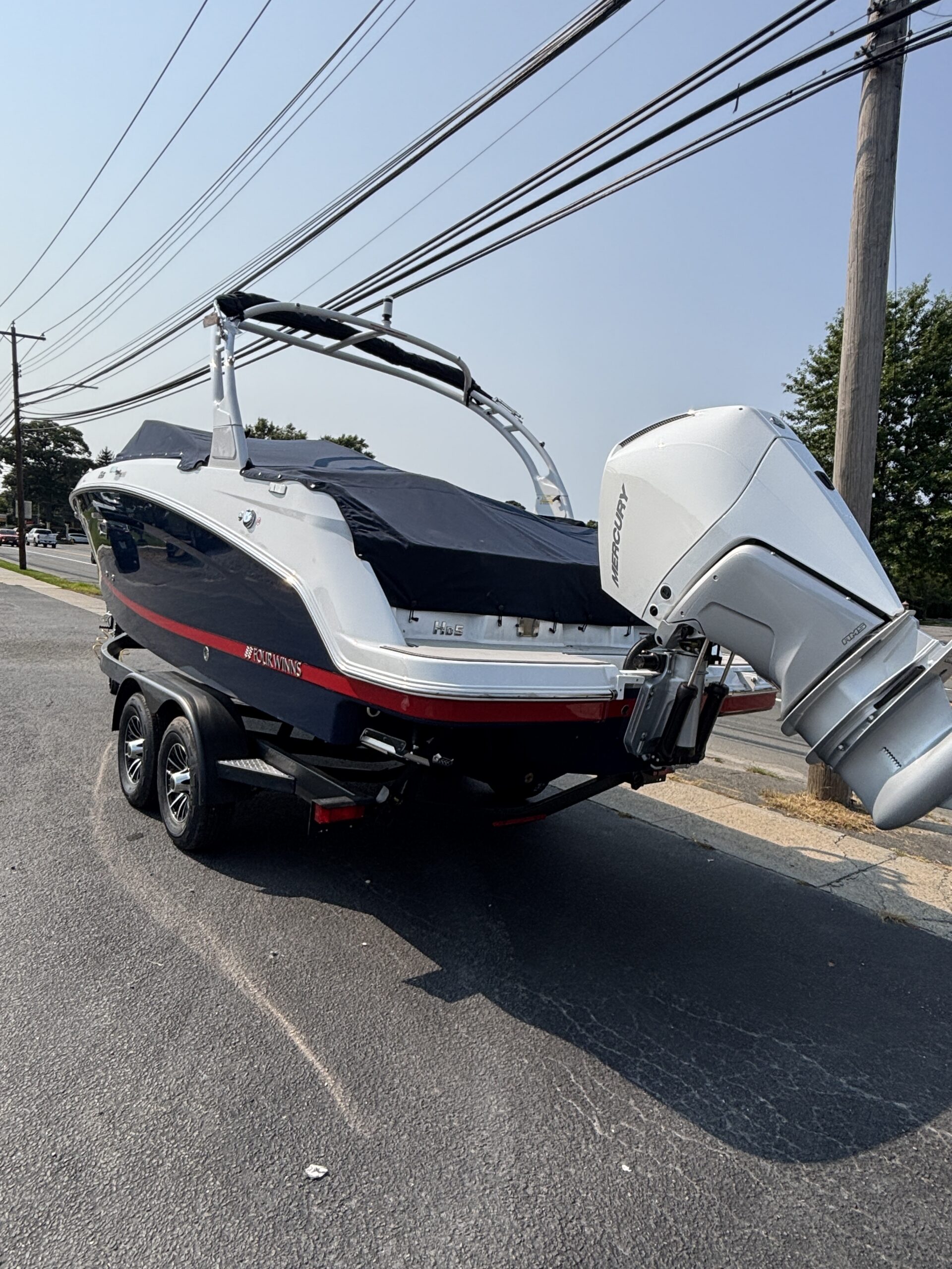 2026 Four Winns HD5 - Image 17